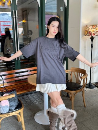 Balenciaga Embroidered Logo Oversized T-Shirt Charcoal view 4