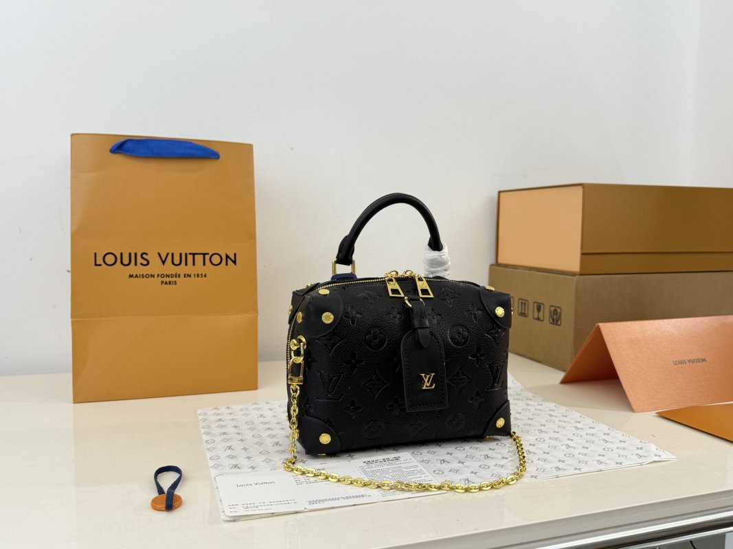 Louis Vuitton Malle Souple Black Monogram Bag