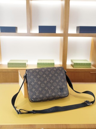 Louis Vuitton Monogram Canvas Crossbody Shoulder Bag Grey