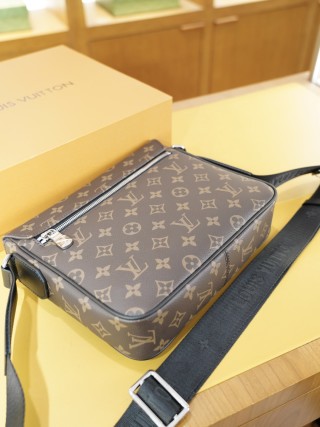 Louis Vuitton Monogram Canvas Crossbody Shoulder Bag Grey view 8