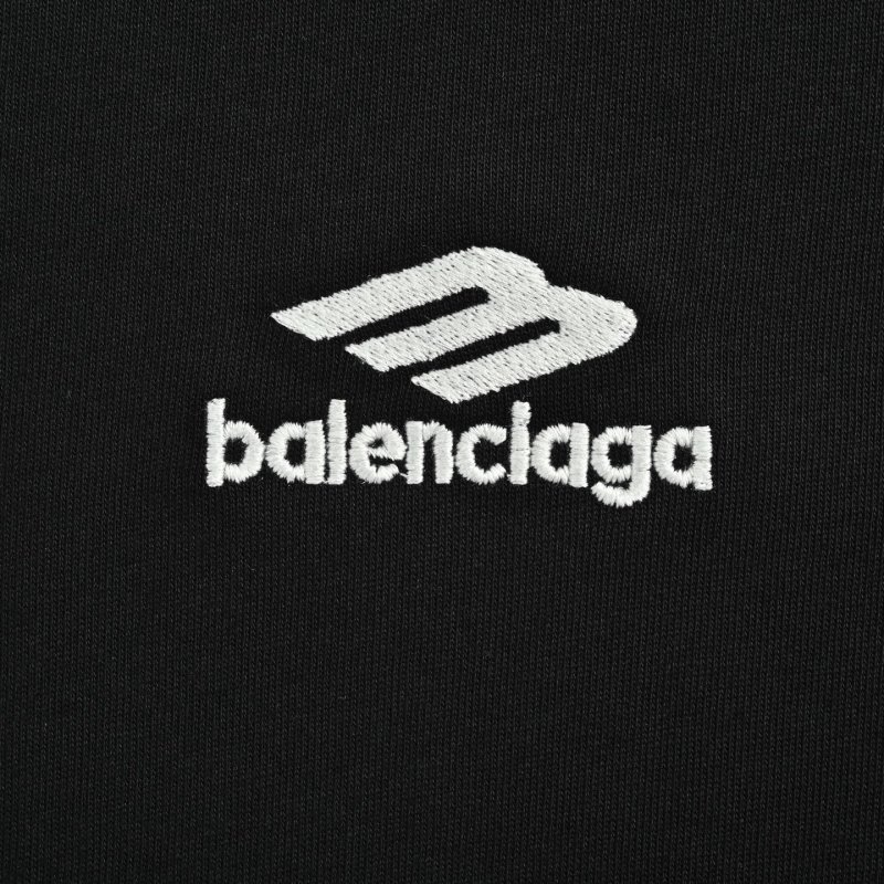 Umbro Classic Black Short Sleeve T-Shirt view