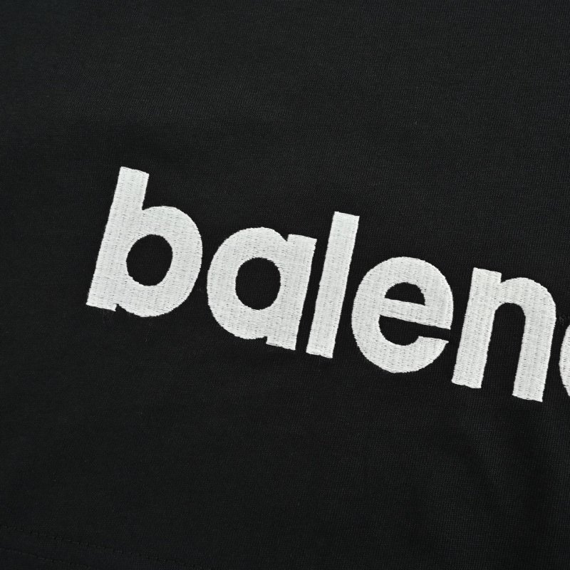 Umbro Classic Black Short Sleeve T-Shirt view
