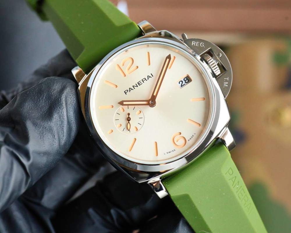 Panerai Luminor Due 42mm Cream Dial Green Strap view