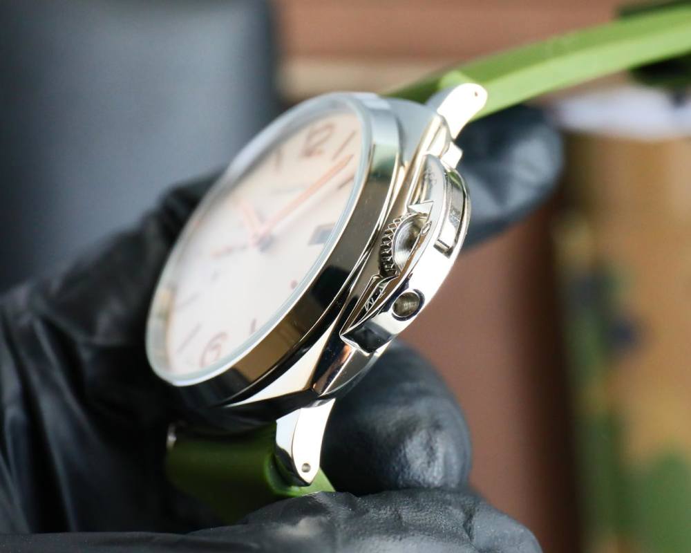 Panerai Luminor Due 42mm Cream Dial Green Strap view