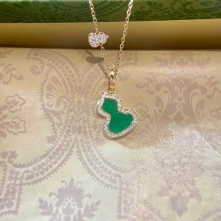 Qeelin Peacock Green Gourd Pendant Necklace view 2