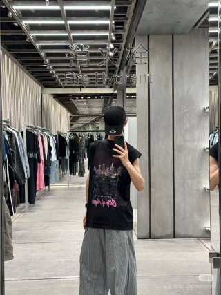 Black Cityscape Graphic Print Sleeveless T-Shirt view 3