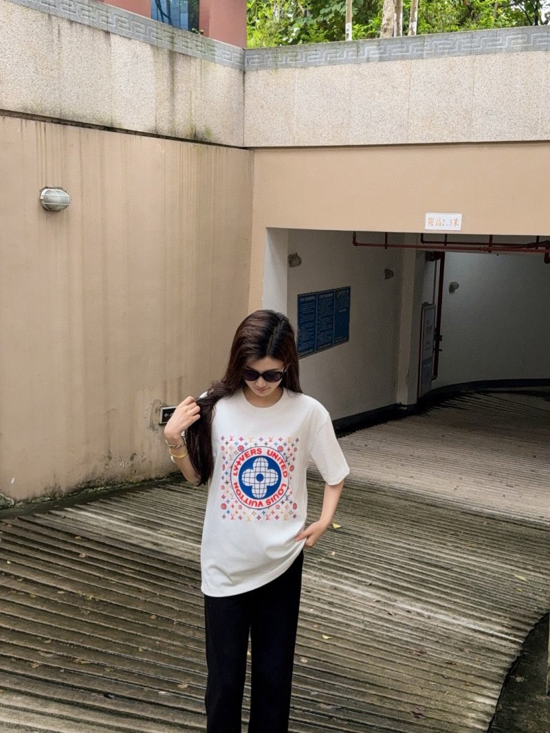 Chrome Hearts Logo Graphic White T-Shirt view