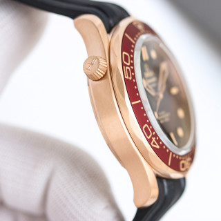 Omega Seamaster 300M Bronze Burgundy Dive Watch view 7