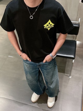 Louis Vuitton Black Star Logo Short Sleeve T-Shirt view 7
