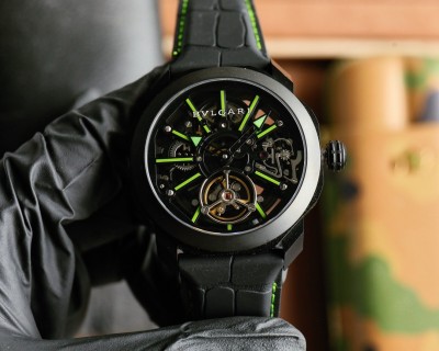 Bulgari Octo Roma Skeleton Automatic Watch Black DLC Titanium 44mm view 9