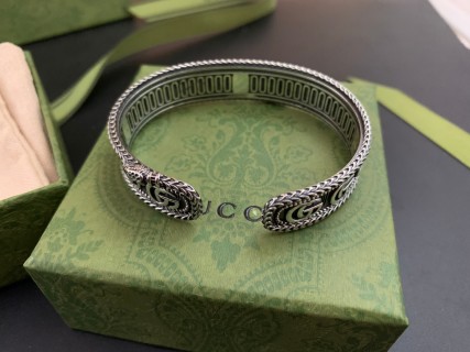 Gucci Double G King Snake Open Cuff Bracelet Silver view 5