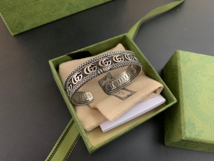 Gucci Double G King Snake Open Cuff Bracelet Silver view 6
