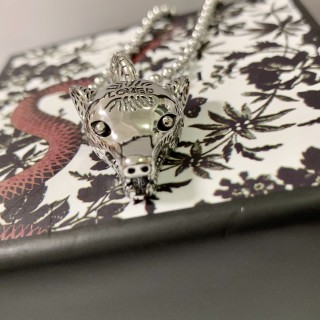 Gucci Wolf Head Silver Pendant Necklace view 2