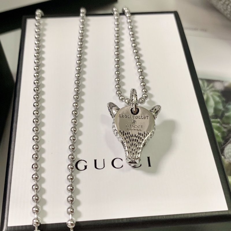 Gucci Wolf Head Silver Pendant Necklace view