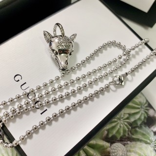 Gucci Wolf Head Silver Pendant Necklace view 4