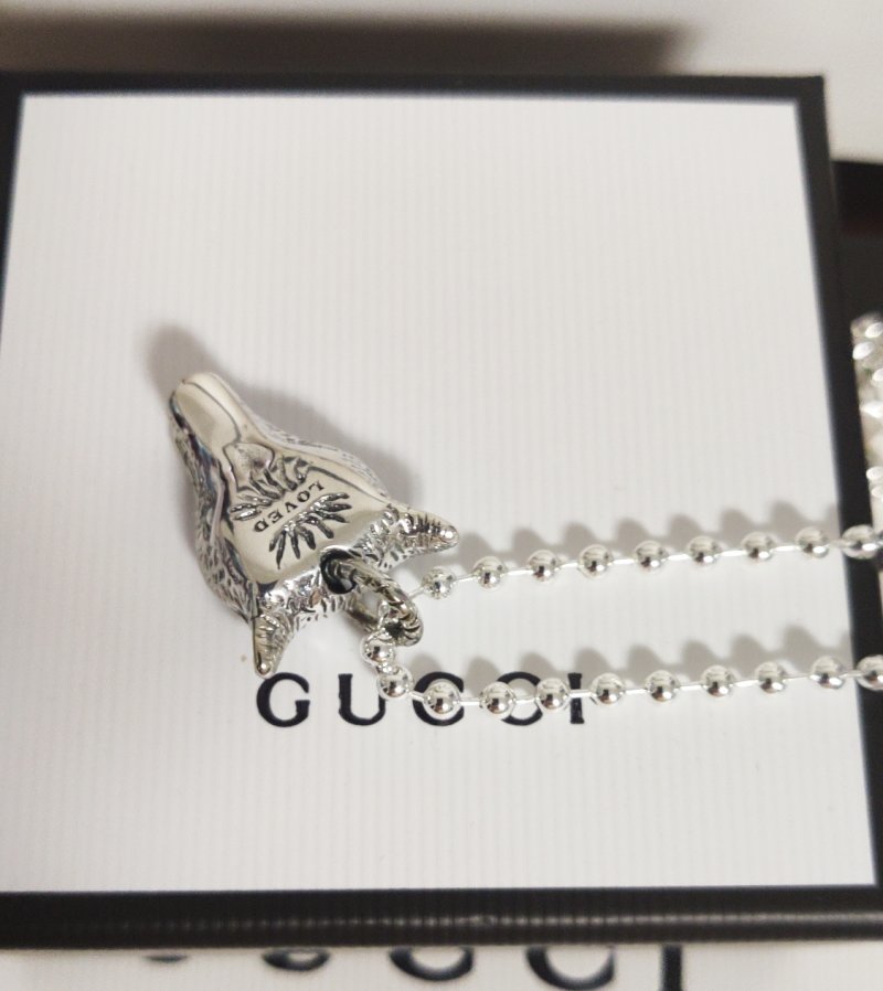 Gucci Wolf Head Silver Pendant Necklace view