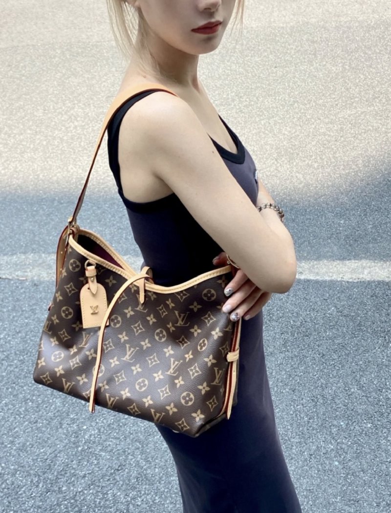 Louis Vuitton Monogram Carryall Tote Bag Brown view