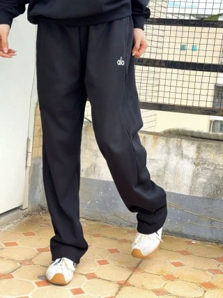 Alo Yoga Black Logo Sweatpants