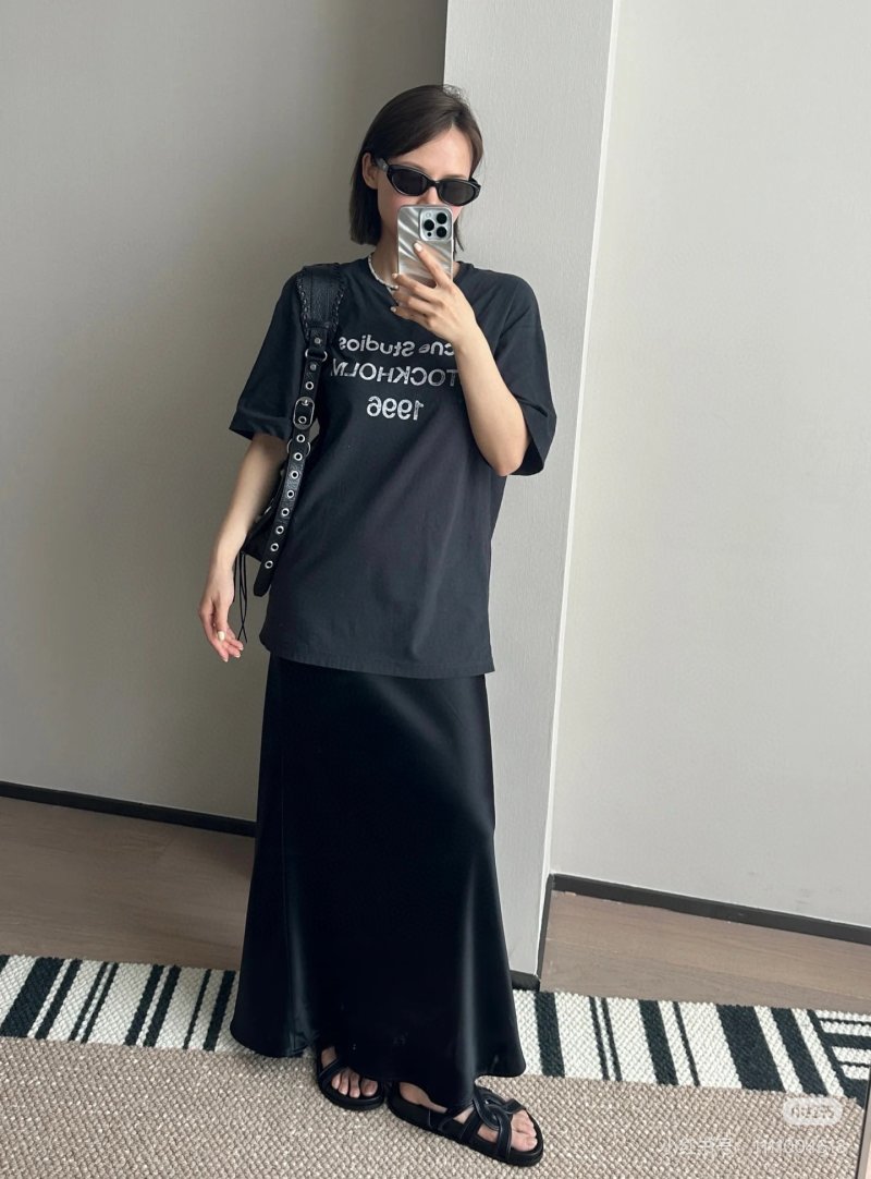 Black Graphic Print Short Sleeve T-Shirt