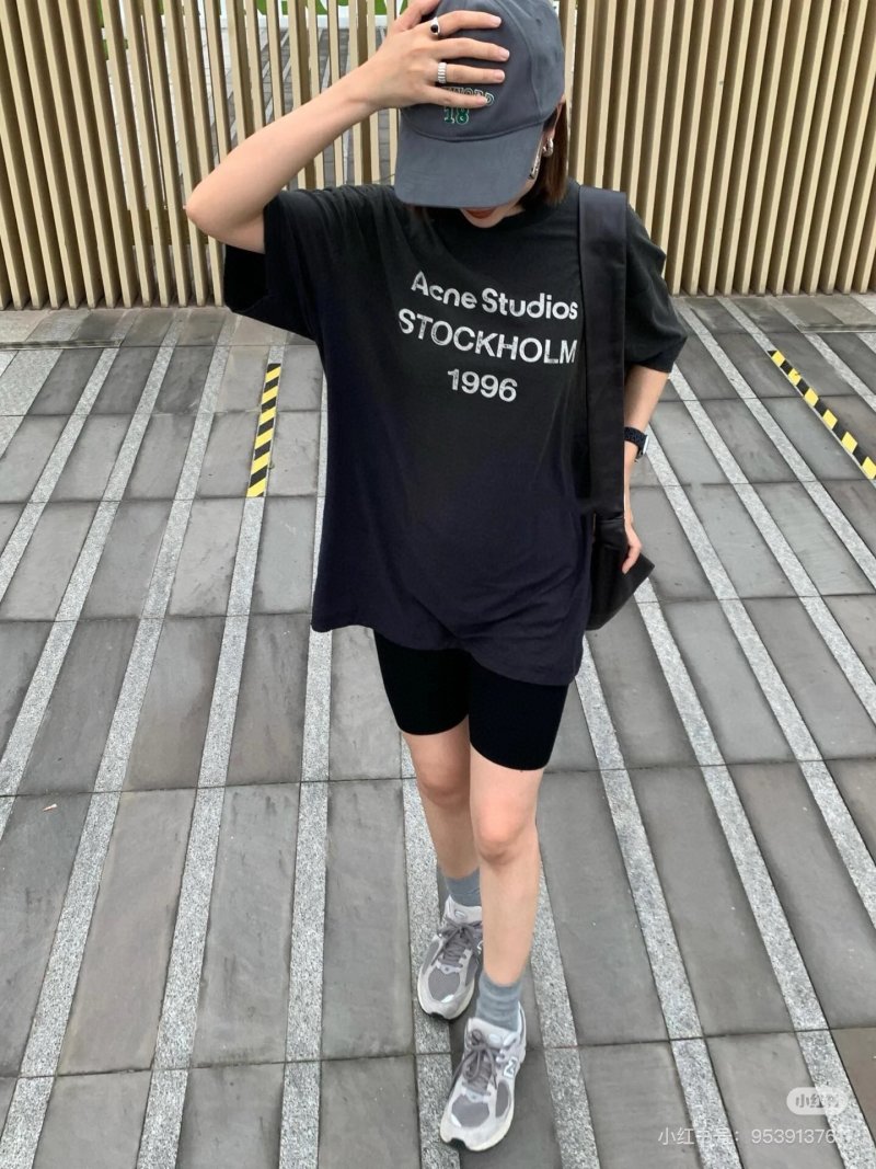 Black Graphic Print Short Sleeve T-Shirt view