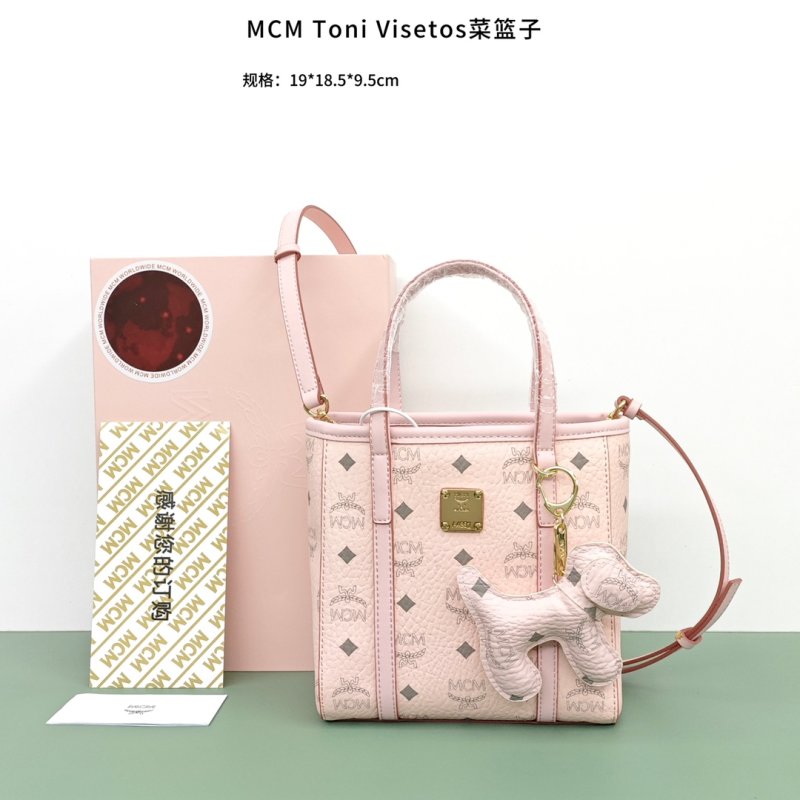 Chanel 19 Quilted Shoulder Bag in Cream view
