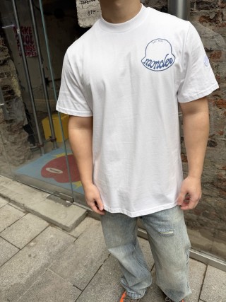White Short Sleeve T-Shirt with Chest Logo Print view 4