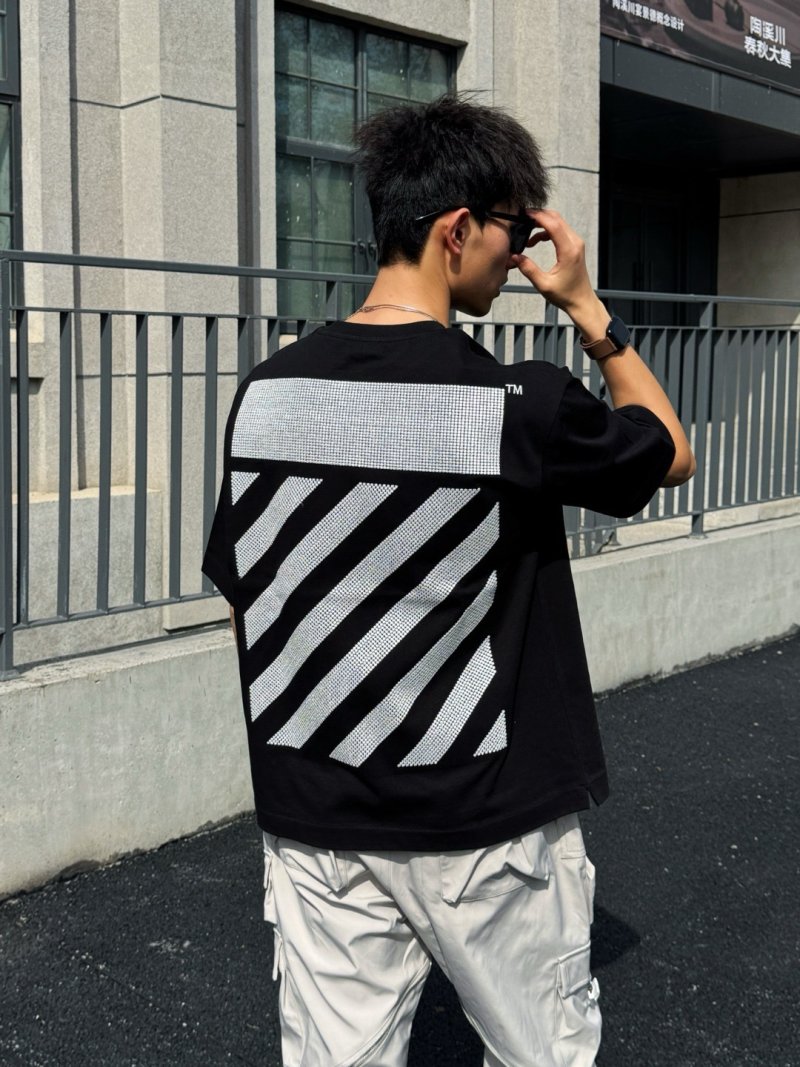 Black Oversized Graphic T-Shirt with Rhinestone Stripe Print view