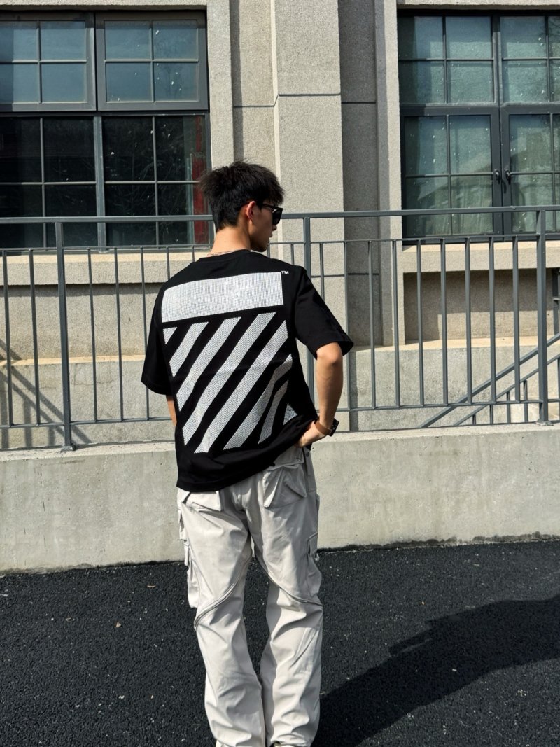 Black Oversized Graphic T-Shirt with Rhinestone Stripe Print view