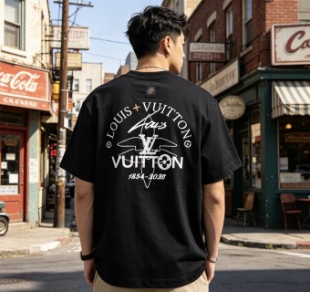 Louis Vuitton Monogram Print Black T-Shirt view 2