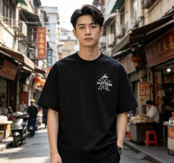 Louis Vuitton Monogram Print Black T-Shirt view 3