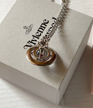 Vivienne Westwood Saturn Orb Pendant Necklace Silver view 2