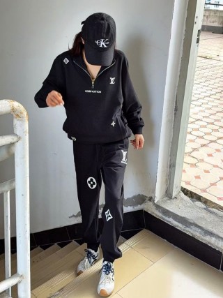 Louis Vuitton Black Monogram Trackpants view 8