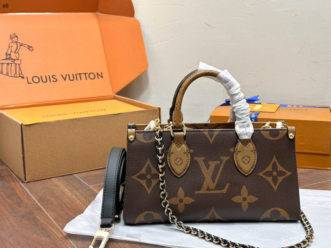 Louis Vuitton OnTheGo Monogram Tote Bag