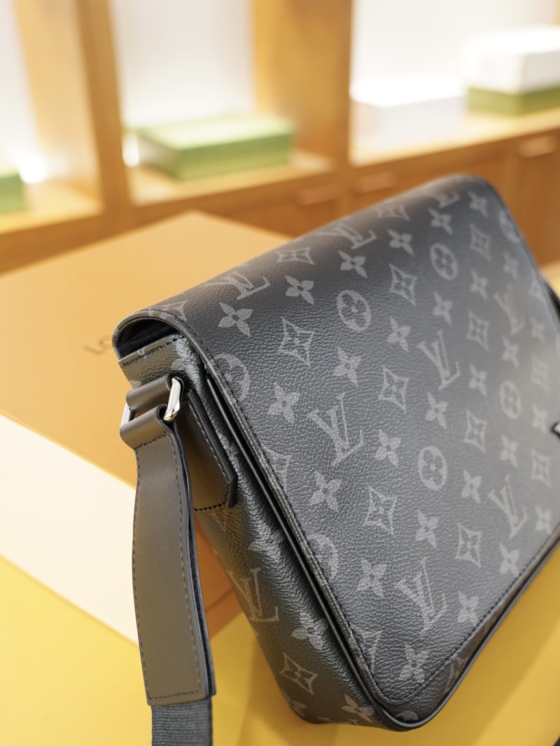 Louis Vuitton Monogram Canvas Messenger Crossbody Bag Black view