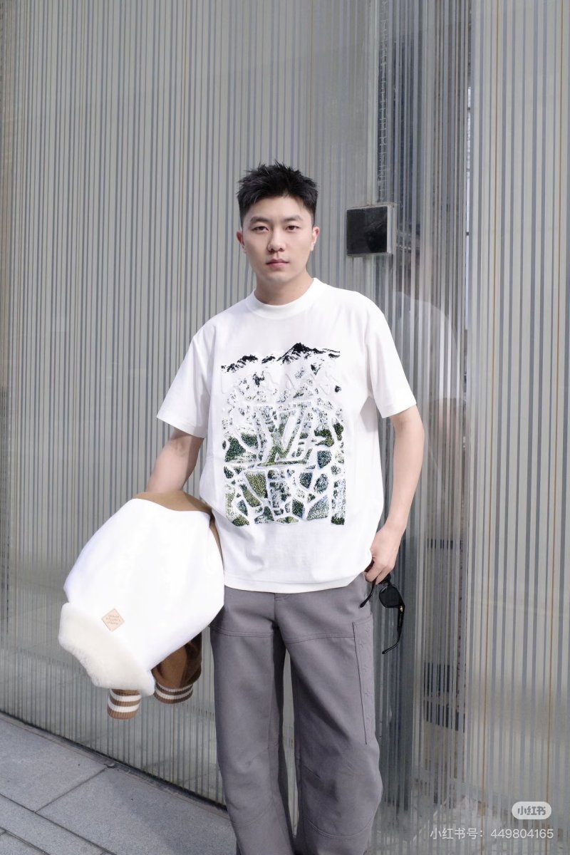 White Graphic Mountain & Nature Print T-Shirt
