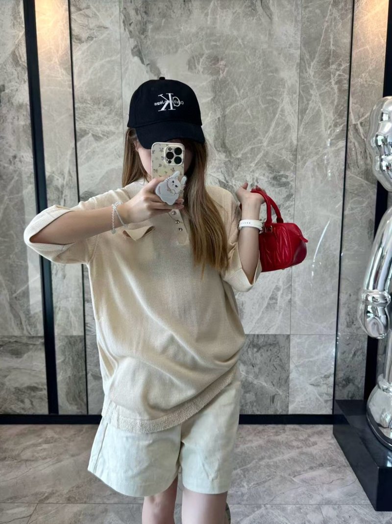 Cream Oversized Short Sleeve T-Shirt