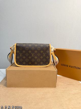 Louis Vuitton Monogram Baguette Shoulder Bag with Interchangeable Strap view 4