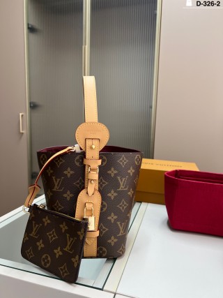 Louis Vuitton Monogram Bucket Bag - Tan Handle view 7