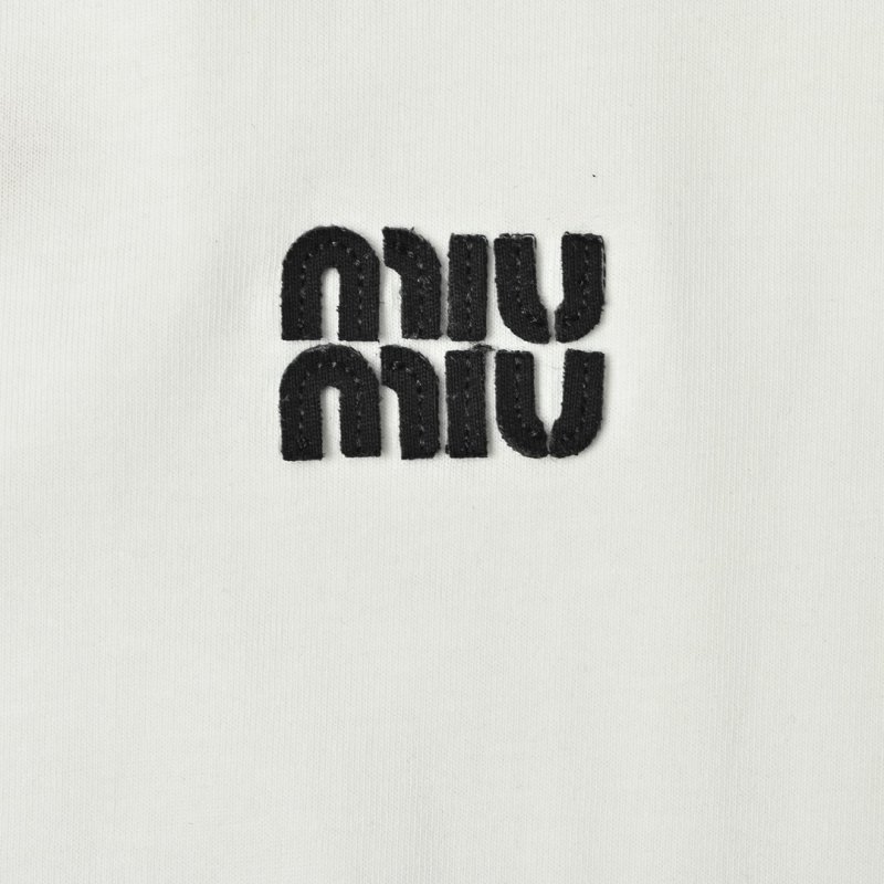 Miu Miu 24SS Embroidered Logo Contrast T-Shirt Cream view