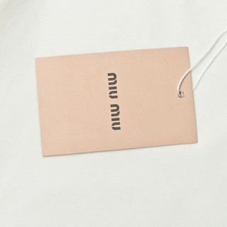 Miu Miu 24SS Embroidered Logo Contrast T-Shirt Cream view 9