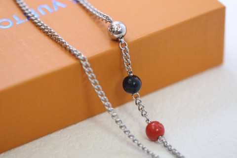 Louis Vuitton LV Pumpkin Letter Charm Necklace Silver view 4