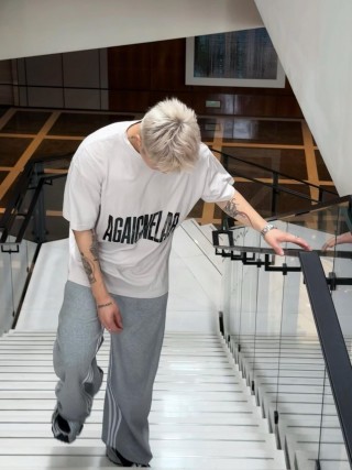 Oversized White Graphic Print T-Shirt view 8