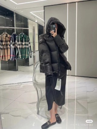 Stone Island Black Puffer Down Jacket with Removable Hood