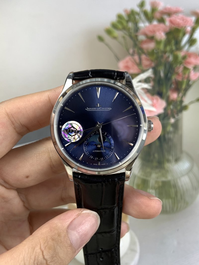 Jaeger-LeCoultre Master Ultra Thin Moon Blue Dial Watch