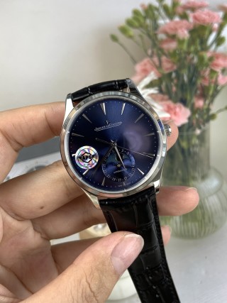 Jaeger-LeCoultre Master Ultra Thin Moon Blue Dial Watch view 2