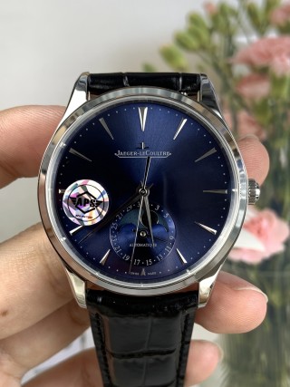 Jaeger-LeCoultre Master Ultra Thin Moon Blue Dial Watch view 4