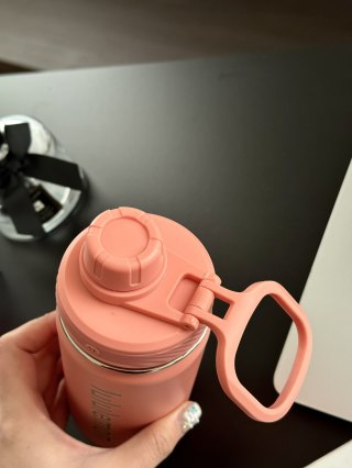 Lululemon Insulated Water Bottle Orange Peach 24oz view 3