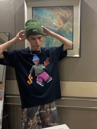 Stüssy Black Graphic Character Print T-Shirt