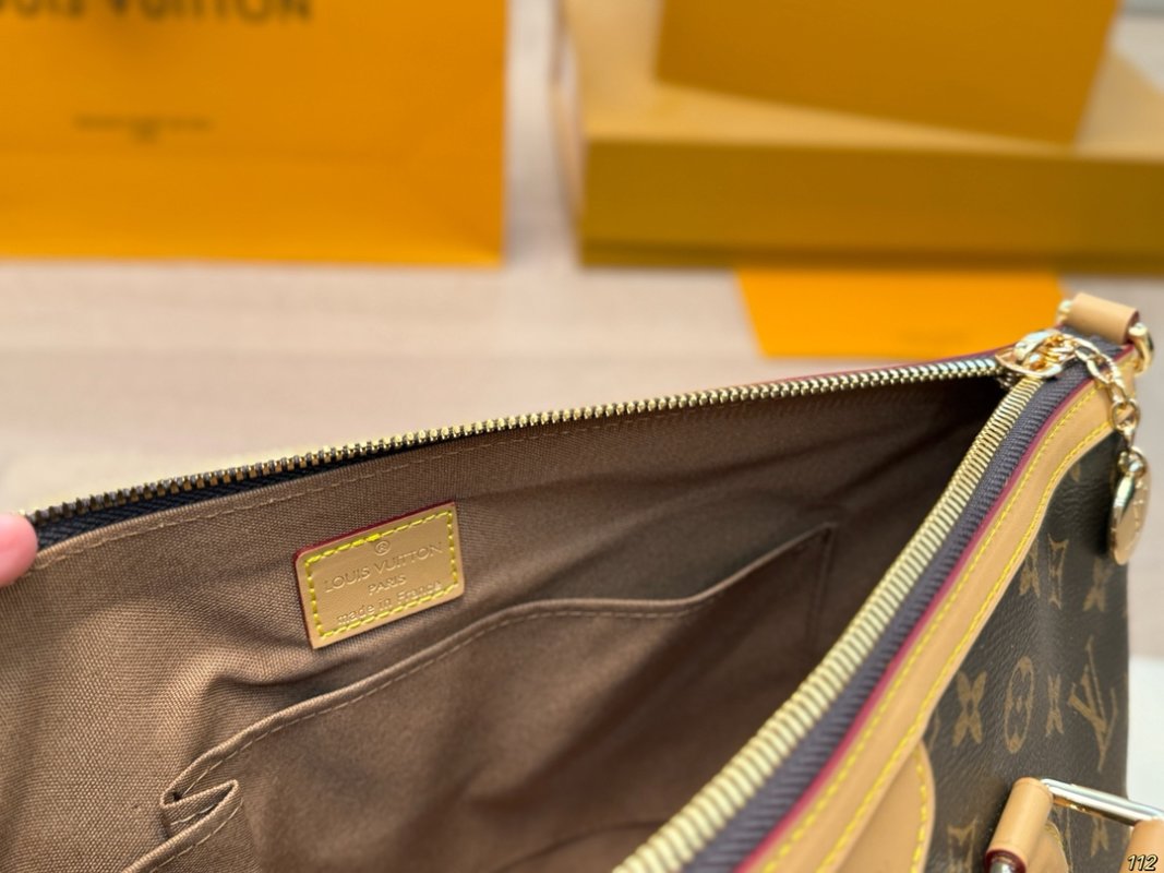 Louis Vuitton Monogram Canvas Tote Bag - Brown view
