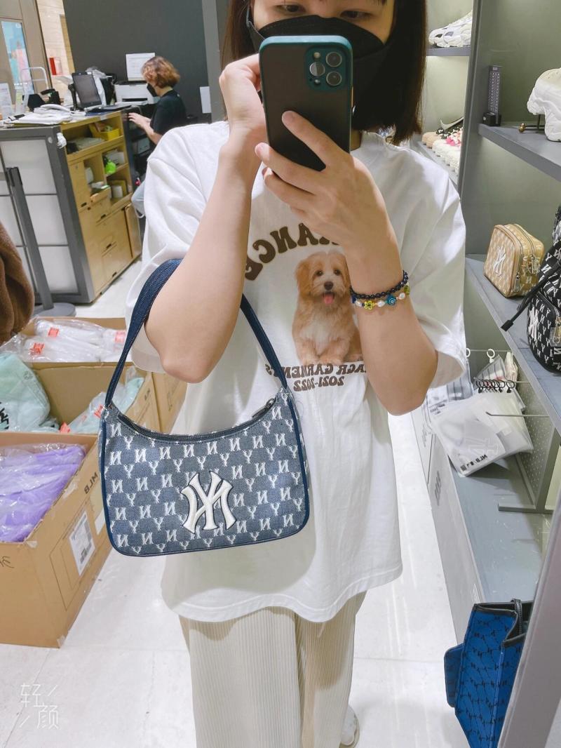 MLB NY Monogram Underarm Shoulder Bag Navy White view